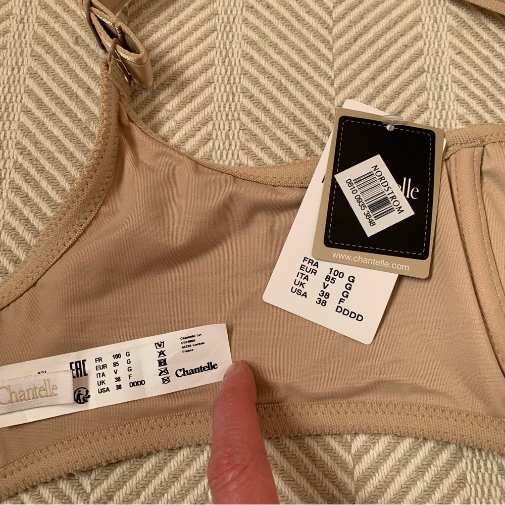 Chantelle Manifique minimizer bra-38DDDD - Picture 4 of 5